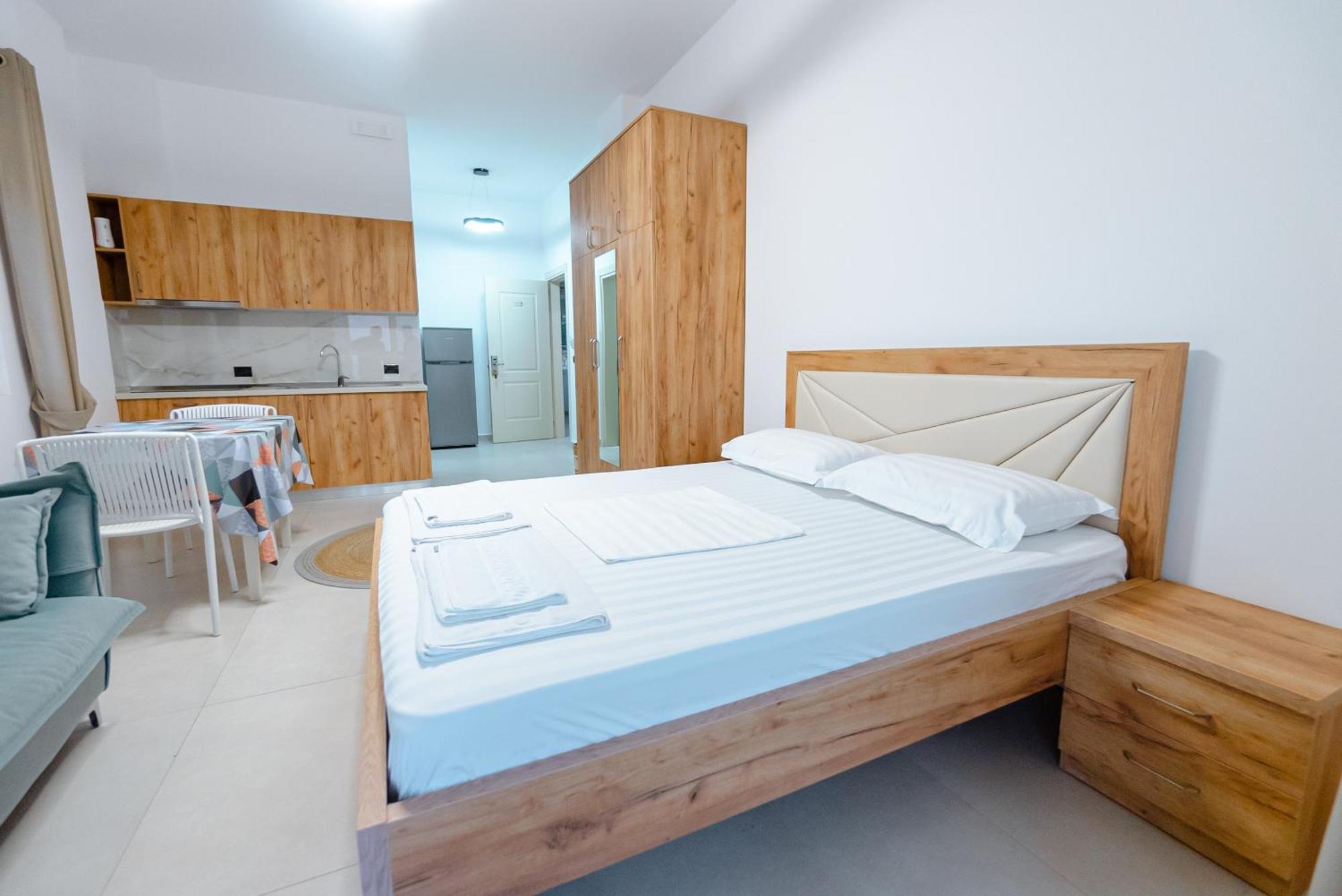 Kotarja Apartments Dhërmi Buitenkant foto