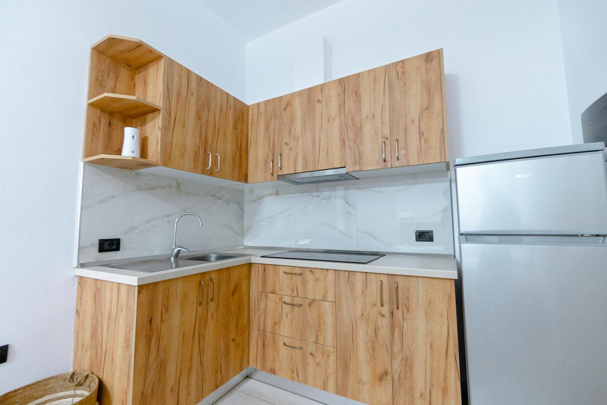 Kotarja Apartments Dhërmi Buitenkant foto